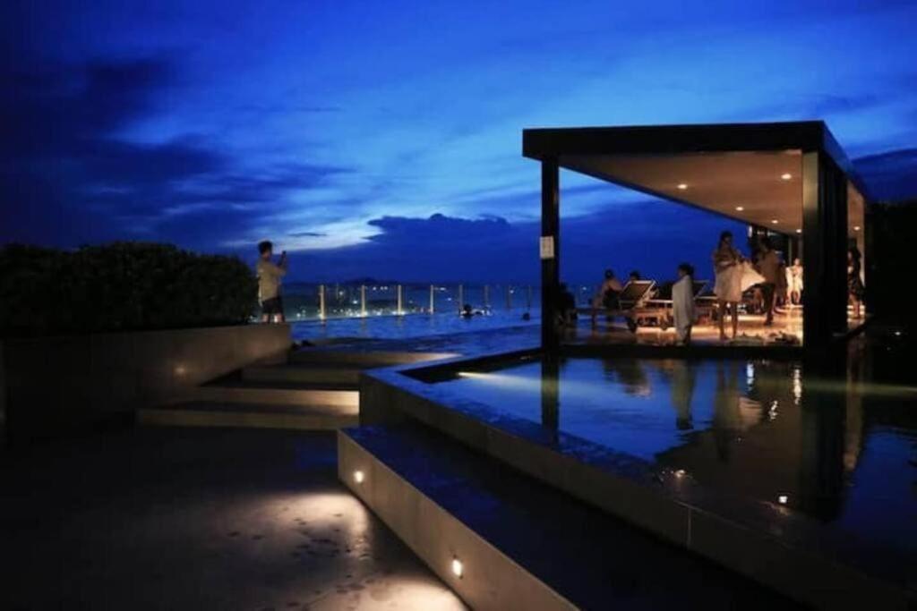 Apartment 2 Bed At Excellent Location - Pattaya