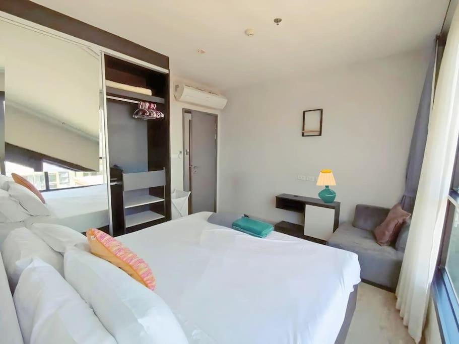 2 Bed At Excellent Location - Apartment