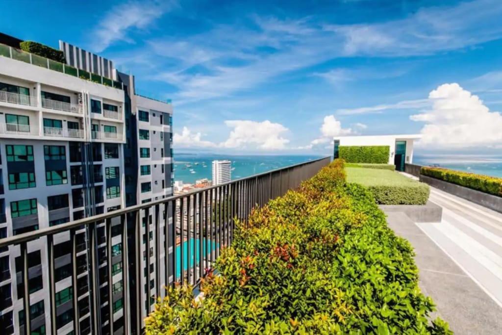 2 Bed At Excellent Location - Pattaya