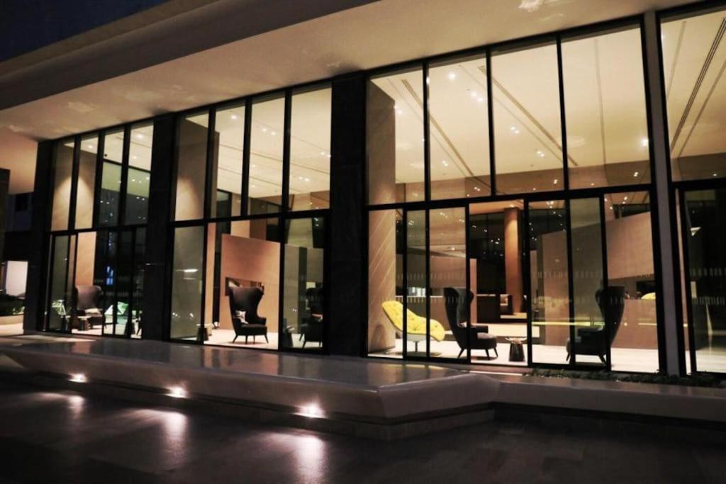 Apartment 2 Bed At Excellent Location - Pattaya