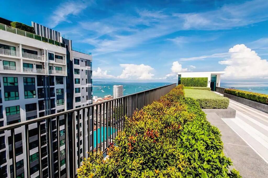 2 Bed At Excellent Location - *