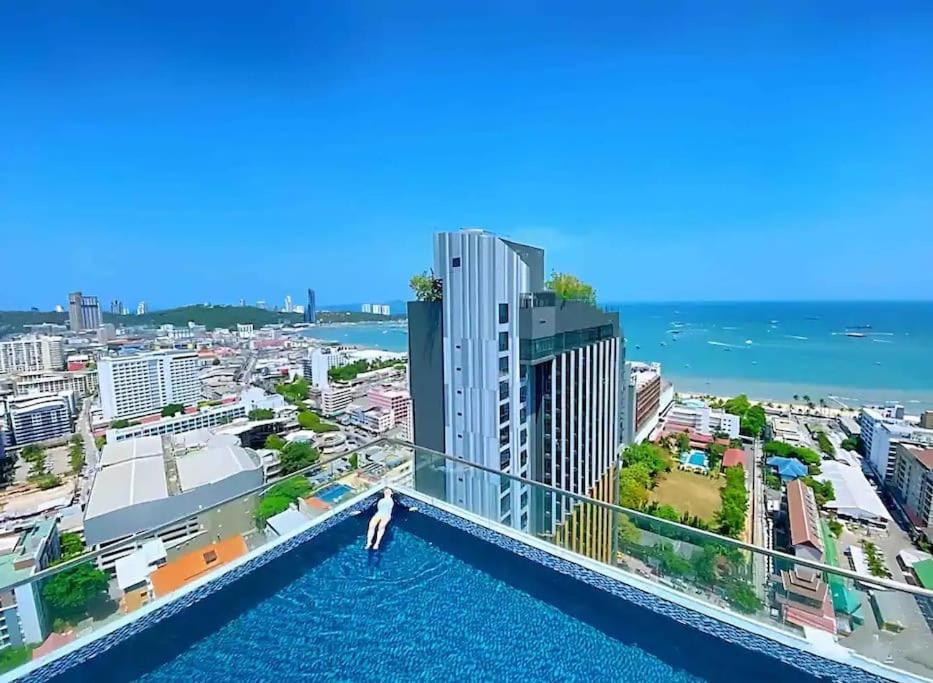 2 Bed At Excellent Location - Apartment